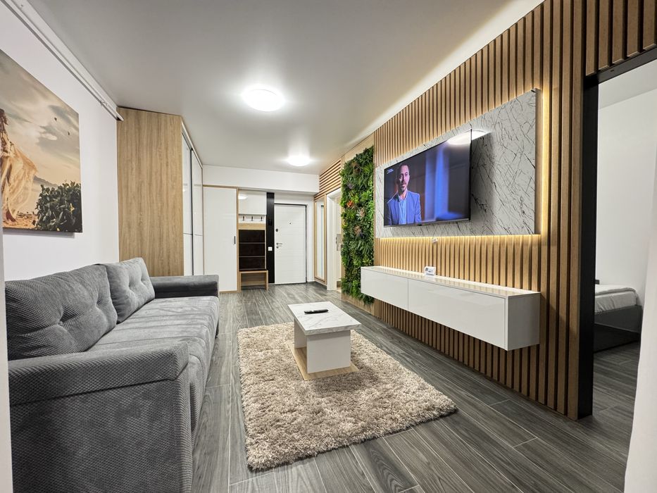 B Cazare Apartamente Lux Regim Hotelier 1-2Cam Parc Carol Constitutiei