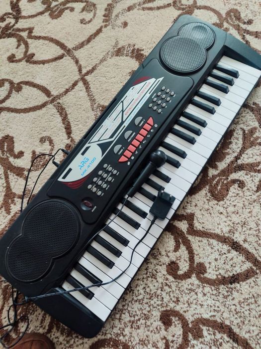 Продам синтезатор ARG