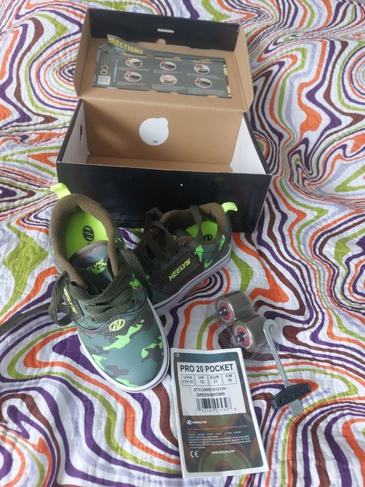 Adidasi cu role HEELYS