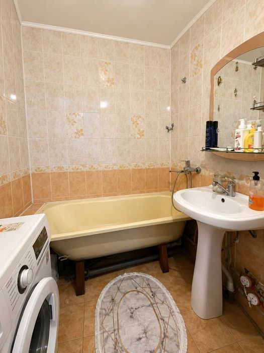 Продажа 2-комнатной квартиры район Детская больница