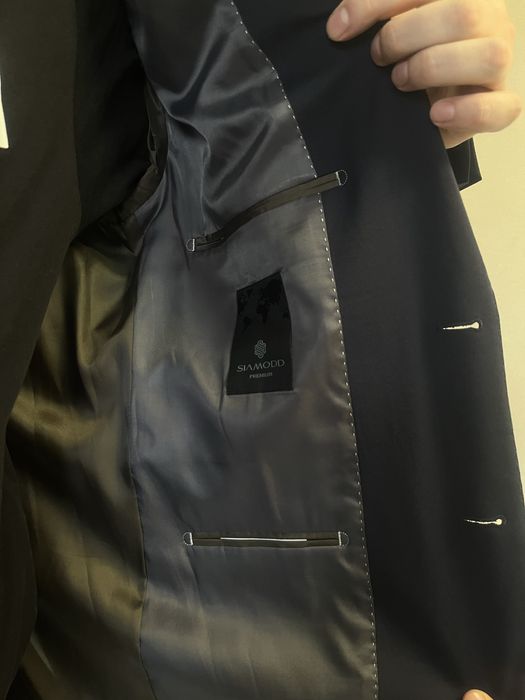 Костюм сатылады. 25 мын