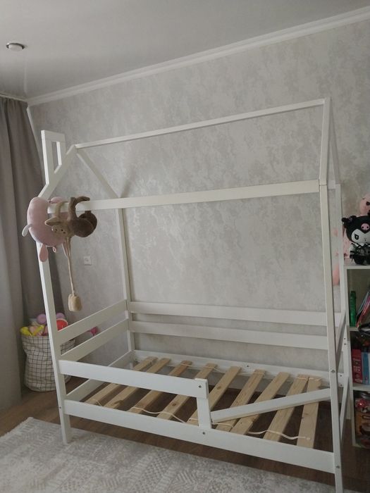 Продам кровать 10тыс