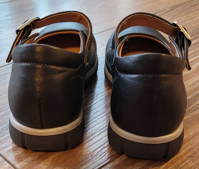 Pantofi din piele Marelbo pentru fete marimea 29