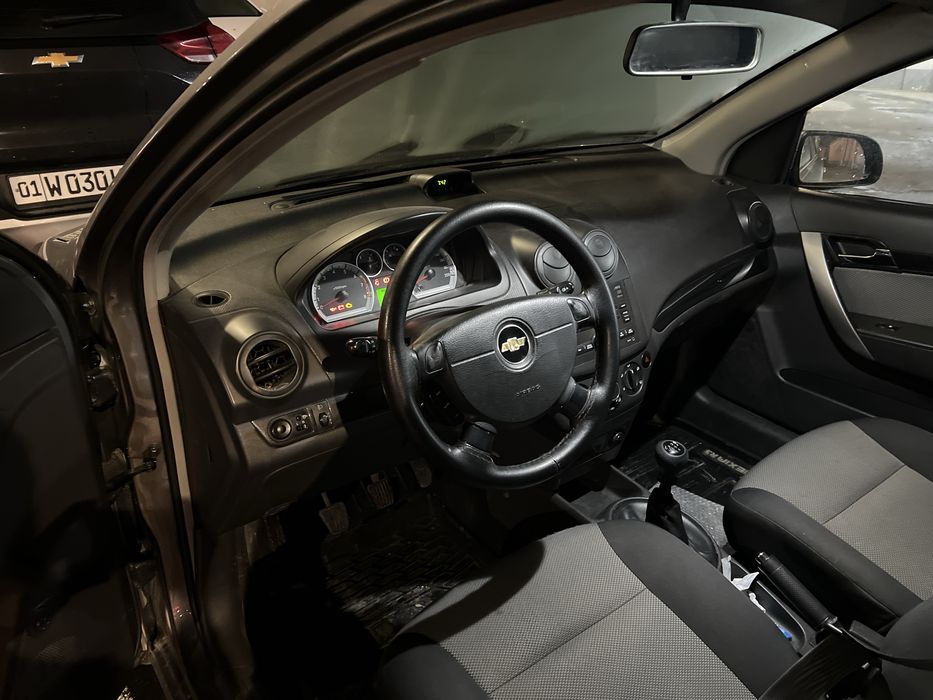 Nexia 3 3pazitsa  mehanika 2016 yil