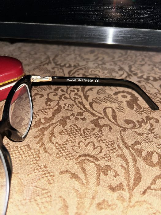 Vand rame ochelari nefolosite