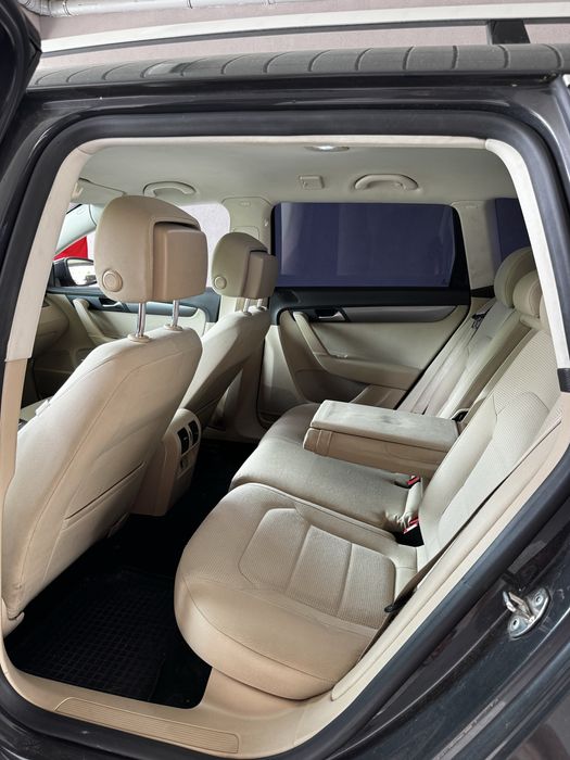 VOLKSWAGEN Passat 0 — imagine 4