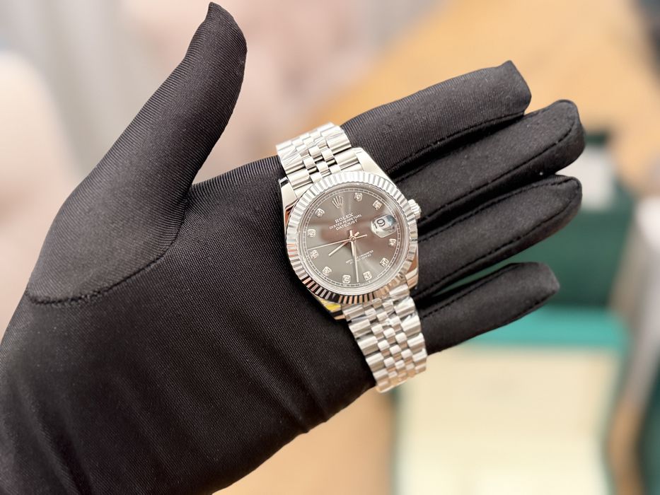 Часы Rolex Datejust 41 Grey Diamond