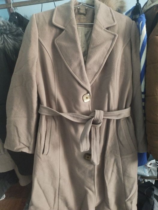 Куртка пальто сатылады