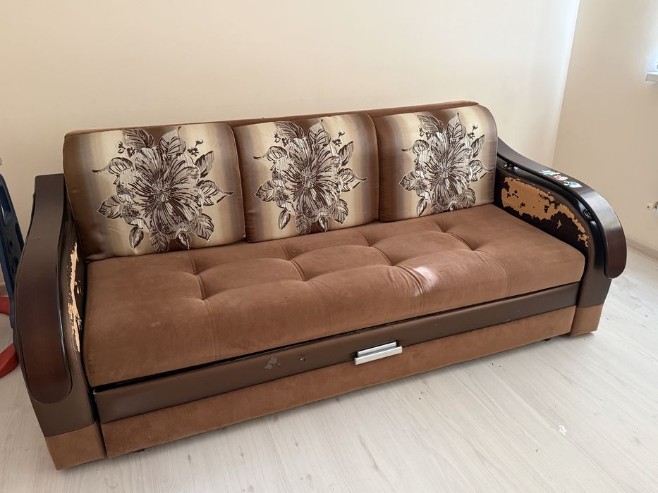 Продается диван 2 метра