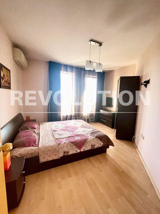 Дава се под наем Тристаен апартамент в Варна, Морска градина - 100 кв.м за 997.05 € - Снимка #3