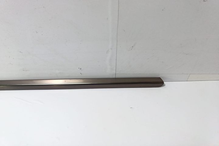 Bandou superior usa dreapta fata Mercedes-Benz E-Class W210/S210 (fac