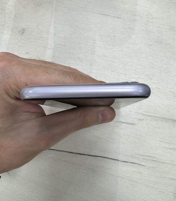 IPhone 11 purple