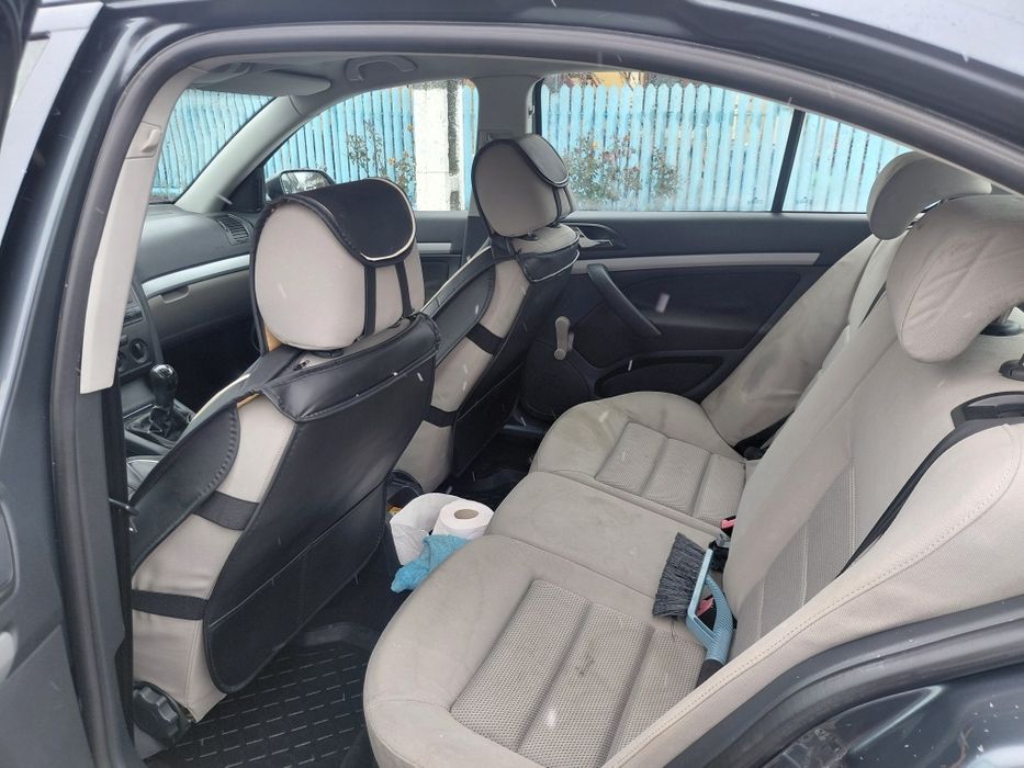Vand SKODA OCTAVIA 2 1.9 tdi cod moto BJB