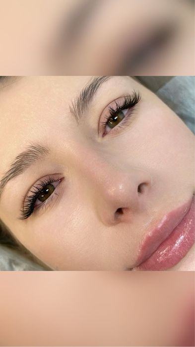 Наращивание ресниц за 3-4000 , нужны модели