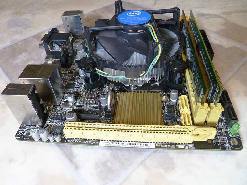 Mini ITX Bundle - ASUS H81I-Plus / i5-4590 S / 12GB RAM