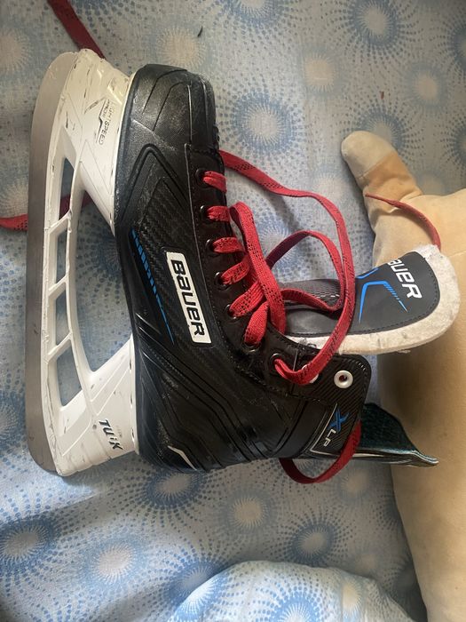 Коньки bauer 42размер