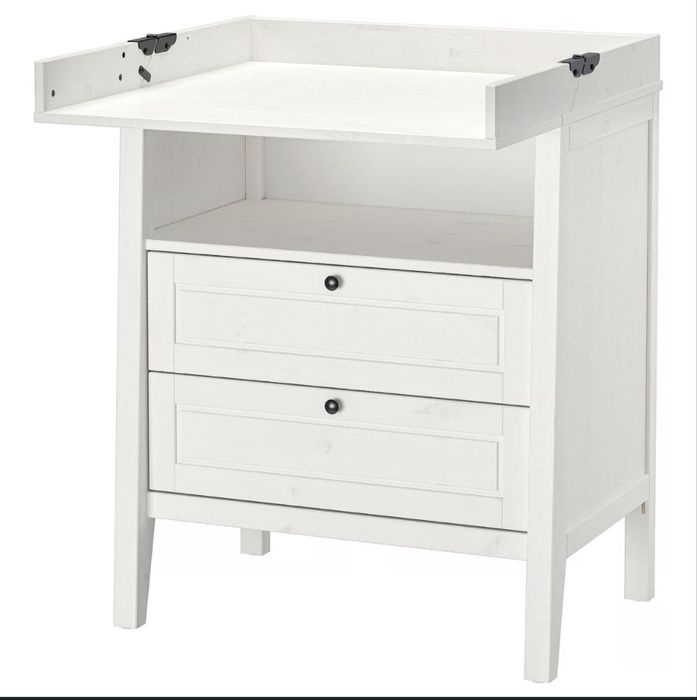 Set comoda (masa de infasat) + dulap haine