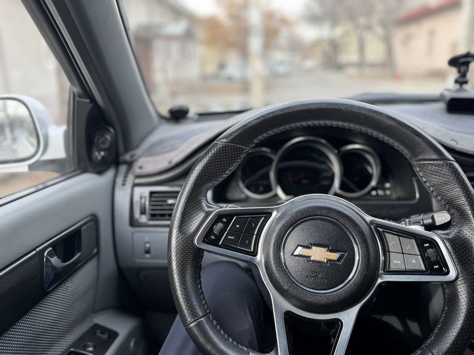 lacetti 1.8 mexanika