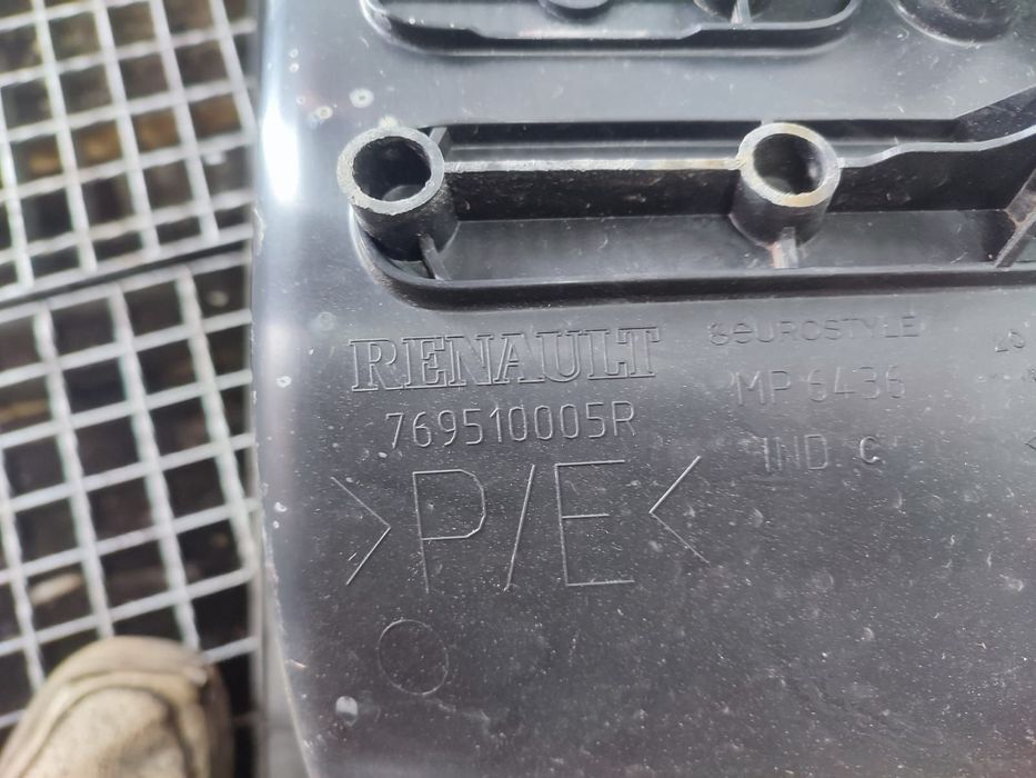 Ornament prag treapta dreapta fata 769510005r Opel Movano B [2th face