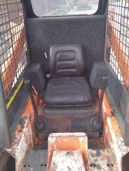 Miniincarcator Bobcat 743