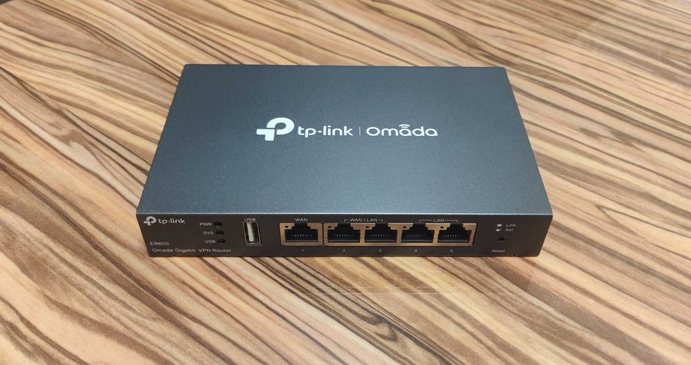 Маршрутизатор TP-Link Omada ER605 (VPN, Gigabit, Multi-WAN)