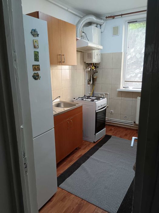 Inchiriez apartament 2 camere zona V-uri