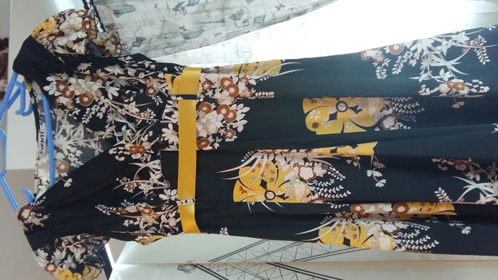 Rochița elegantă