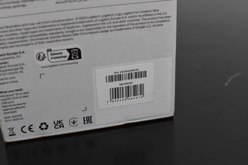 Vand Microfon Logitech Yeti Sigilat