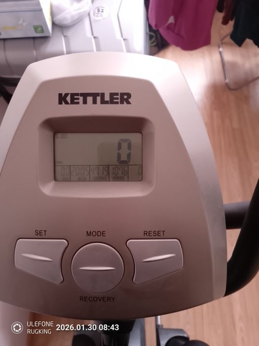 Продавам кростренажор