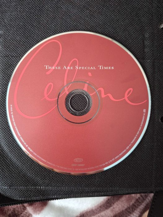 Colecție CD/DVD uri