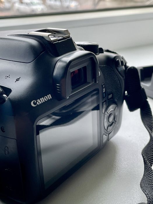 Фотоаппарат canon 1300d