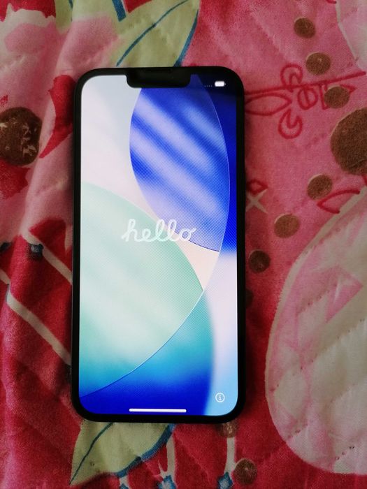 Неразличим от нов! Iphone 13 128/4