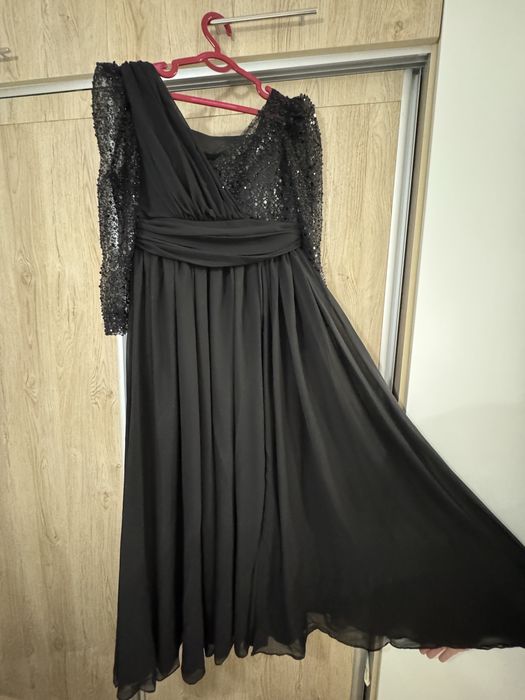 Продается вечернее платье