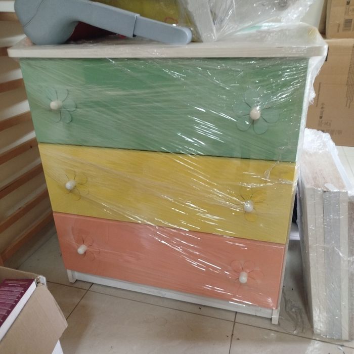 Бебешко легло със скрин