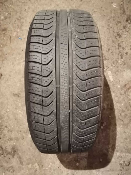 Продавам 1 брой зимна гума 225.50.17 дот 2021 Pireli