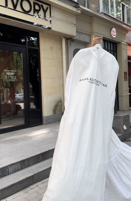 Свадебное платье от IVORY