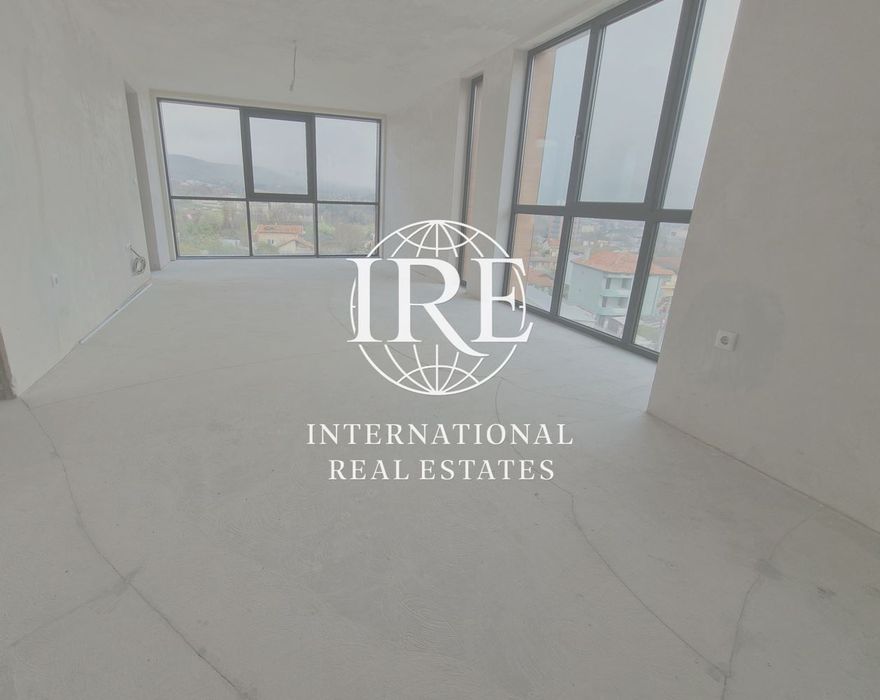 Продава се Тристаен апартамент в Варна, Бриз - 105 кв.м за 2000 €/кв.м - Снимка #5