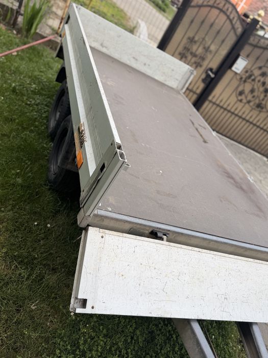 Vand remorca Humbaur 2000kg