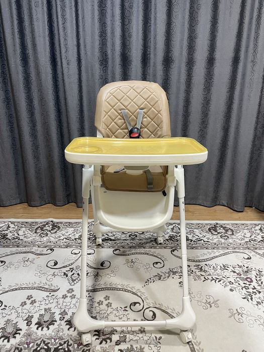 Детский стульчик для кормления, регулируемый.