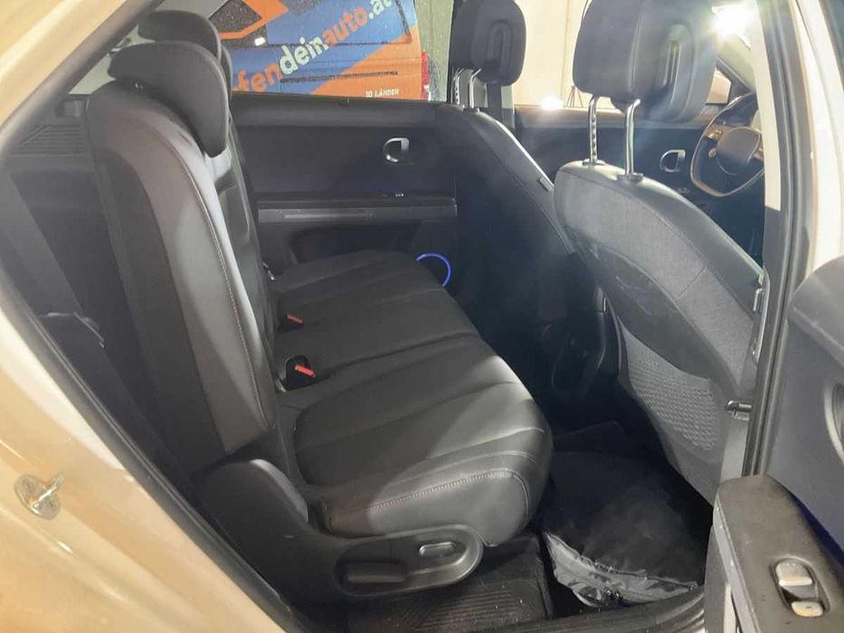 Hyundai IONIQ 5 electric drive 306ks 225 kW 62kwh Uniq 4WD