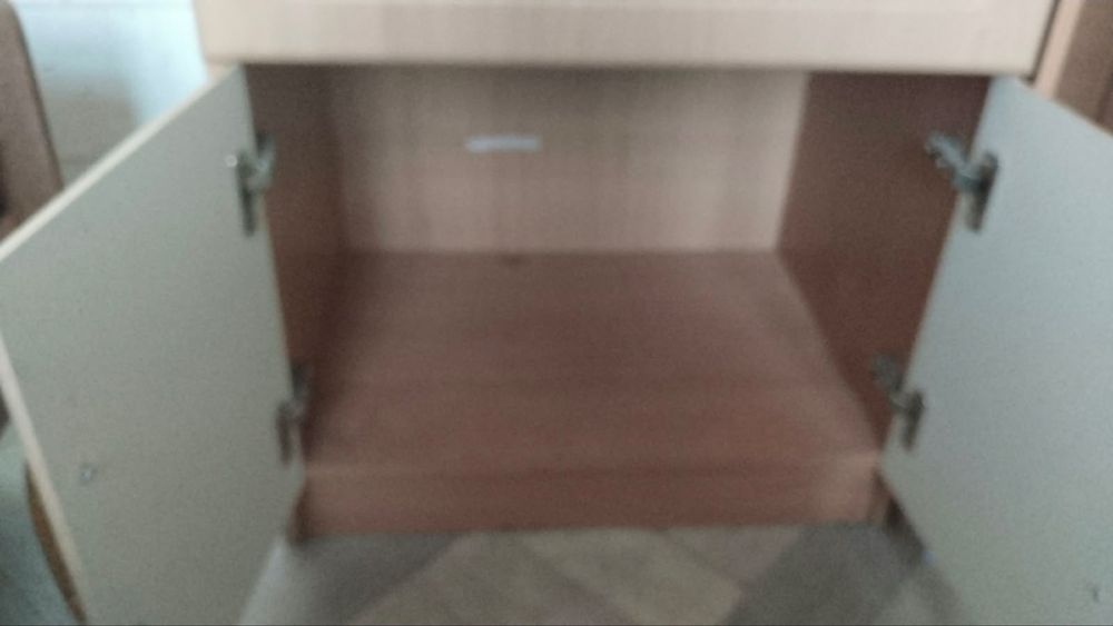 Шкаф угловой платяной с зеркалом трюмо