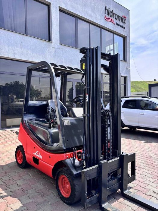 Stivuitor - Motostivuitor Linde H18T-01 GPL Anul fabricației 1995