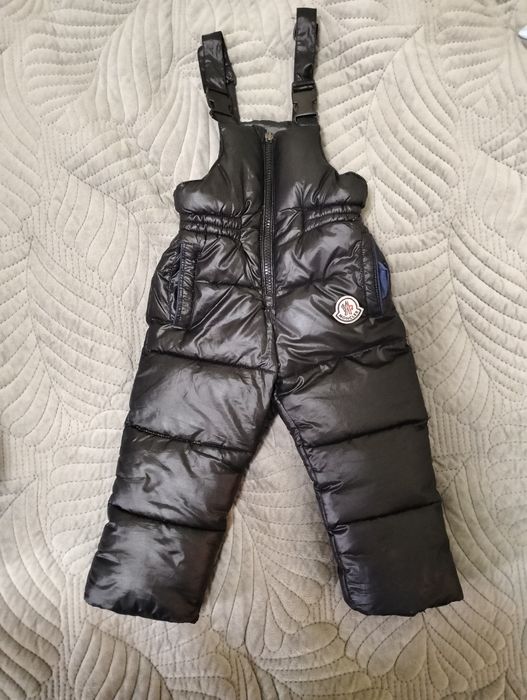 Продам детскую куртку