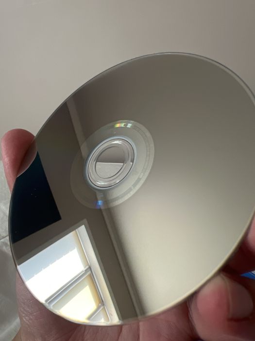 Продам игру resident evil 4 remake