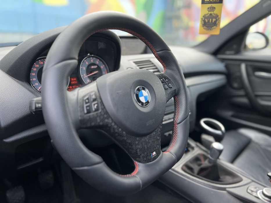 BMW E82 125i N52 3.0i Custom Project M Paket Blackline Harman Kardon