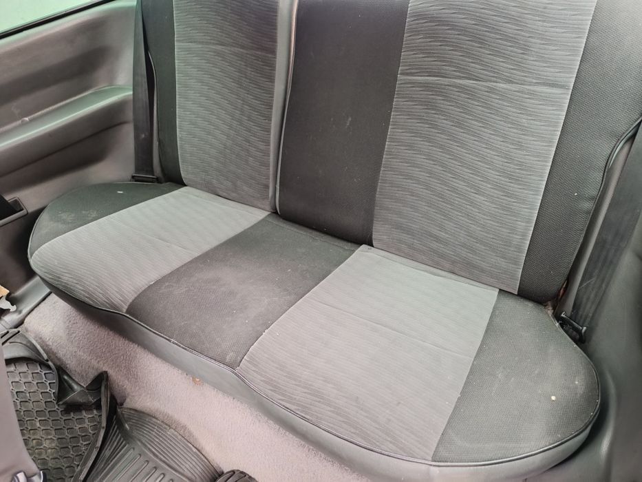 Автомобиль Ford fiesta