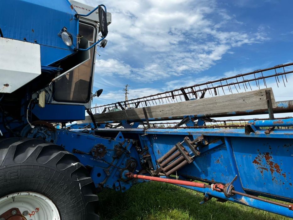 Срочно! Продам комбайн. Есть Торг.