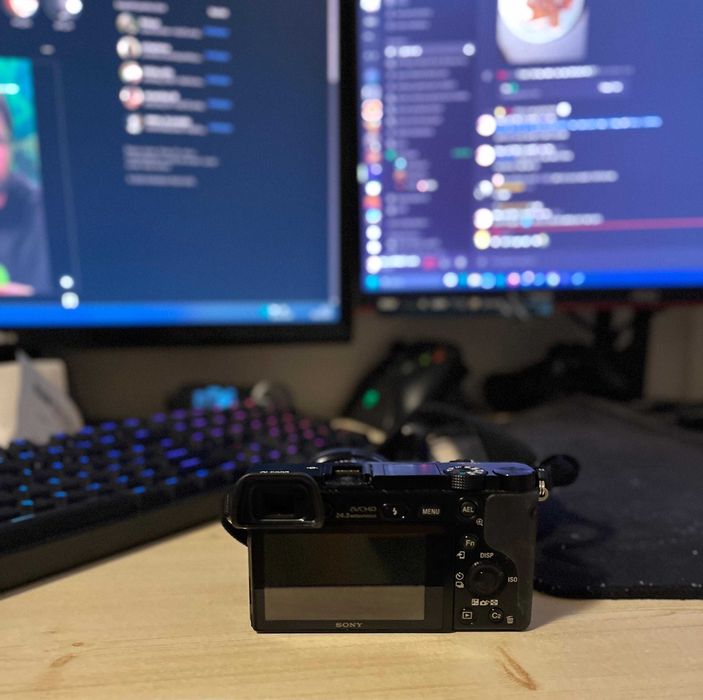 Body SONY ILCE-Alpha6000 9134 de cadre + obiectiv kit