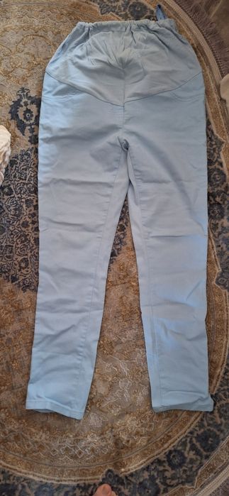 Брюки джинсы,  брюки утеплённые джинсы, лосины, футболки, сарафан все