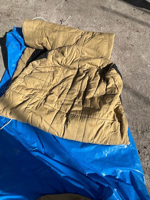 спальный мешок .